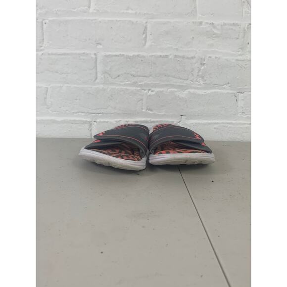 Under Armour Women's Comfortable Assorted Casual Slides Sandal Black Size US 7 - Picture 2 of 8